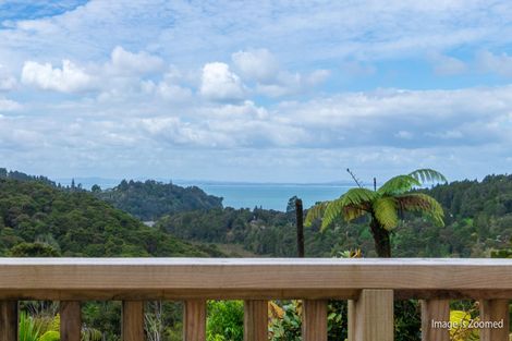 Photo of property in 24 Deirdre Place, Titirangi, Auckland, 0604