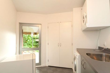 Photo of property in 126 Creswick Terrace, Northland, Wellington, 6012