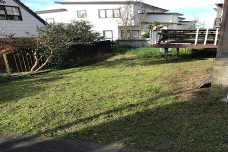 Photo of property in 1/4227 Great North Road, Glendene, Auckland, 0602