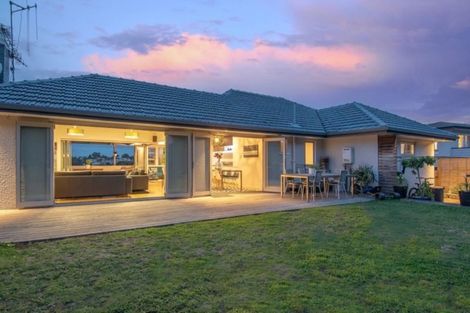 Photo of property in 61 Hinewa Road, Otumoetai, Tauranga, 3110