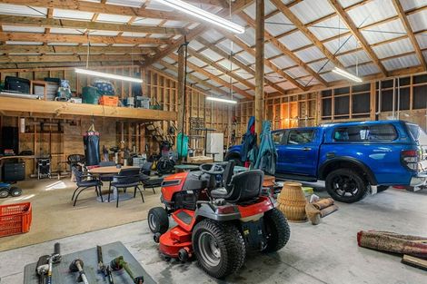 Photo of property in 97 West Ridge Road, Maunu, Whangarei, 0110