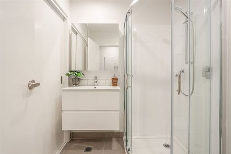 Photo of property in 3 Meg Lane, Glen Eden, Auckland, 0602