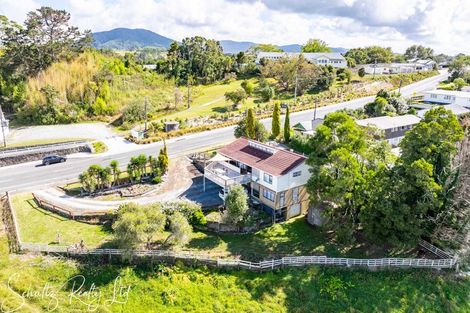 Photo of property in 16 Kaiwaka-mangawhai Road, Kaiwaka, 0975