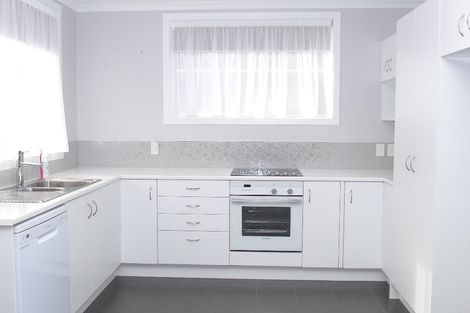 Photo of property in 51 Tui Road, Raumati Beach, Paraparaumu, 5032