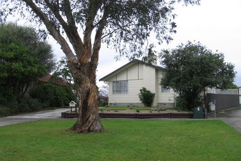 Photo of property in 42 Hillcrest Drive, Kelvin Grove, Palmerston North, 4414