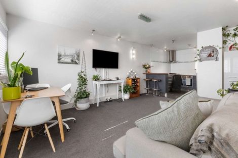 Photo of property in Lago Apartments, 1102unit Fenton Street, Rotorua, 3010
