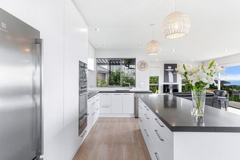 Photo of property in 32 Manhattan Rise, Orewa, 0931