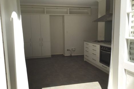 Photo of property in 1 Glasgow Street, Kelburn, Wellington, 6012