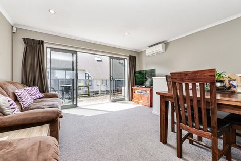Photo of property in 10u2 Dowding Street, Melville, Hamilton, 3206