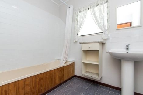 Photo of property in 123 Spinella Drive, Bayview, Auckland, 0629