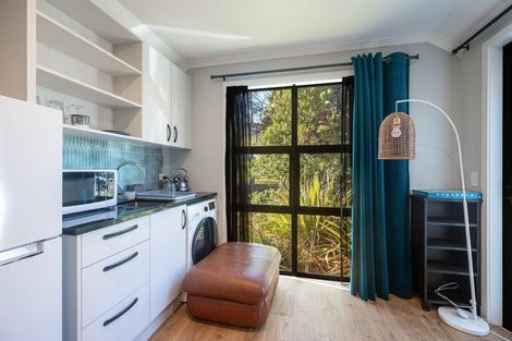 Photo of property in 2 Village Lane, Stoke, Nelson, 7011