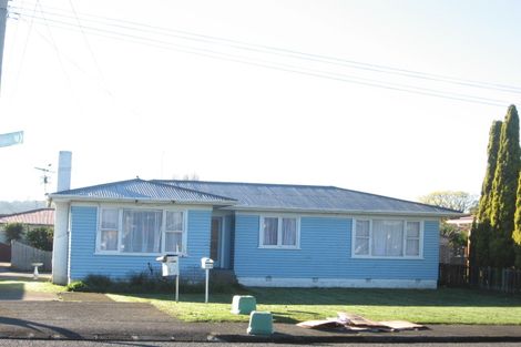 Photo of property in 128 Gloucester Road, Manurewa, Auckland, 2102