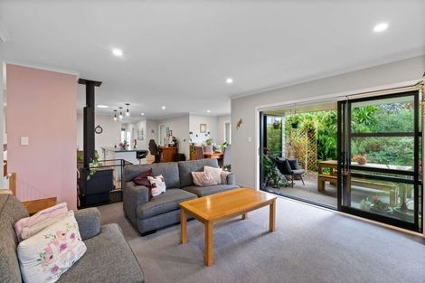 Photo of property in 5 Riverside Drive, Waiuku, 2123