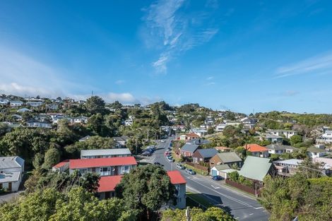 Photo of property in 117 Newlands Road, Newlands, Wellington, 6037