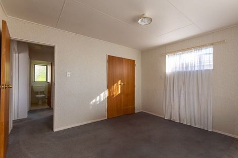 Photo of property in 28b Pollen Street, Woodville, 4920