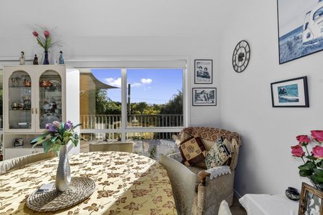 Photo of property in 2/21 Sardinia Rise, Bethlehem, Tauranga, 3110