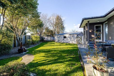 Photo of property in 8 Stoke Place, Awapuni, Palmerston North, 4412