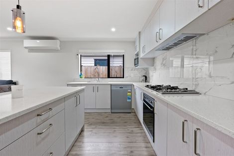 Photo of property in 20 Softwood Avenue, Takanini, 2110