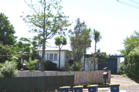 Photo of property in 118 Eskdale Road, Birkdale, Auckland, 0626