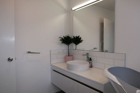 Photo of property in 62a Mazengarb Road, Paraparaumu Beach, Paraparaumu, 5032