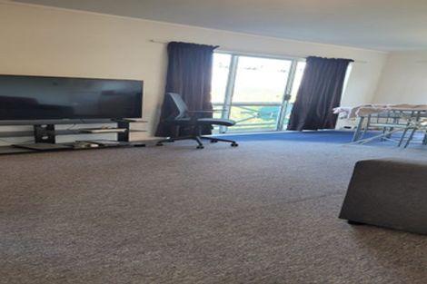 Photo of property in 9-11 Thimble Lane, Whitby, Porirua, 5024