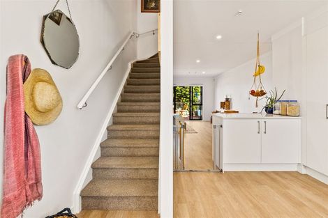 Photo of property in 4/2 Brandon Road, Glen Eden, Auckland, 0602