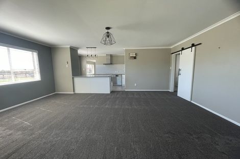 Photo of property in 72 Vista Road, Ohau, Levin, 5570