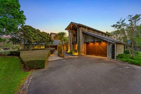 Photo of property in 42 Dysart Lane, Kumeu, 0891