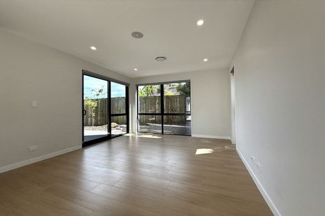 Photo of property in 13d Williams Road, Hobsonville, 0618