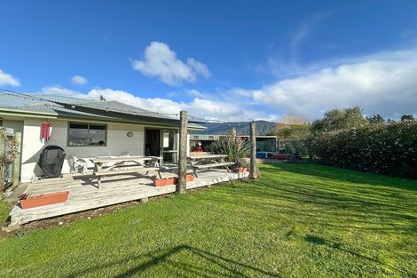 Photo of property in 77 Patons Rock Road, Patons Rock, Takaka, 7182