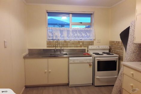 Photo of property in 40f2- Hudson Avenue, Ebdentown, Upper Hutt, 5018