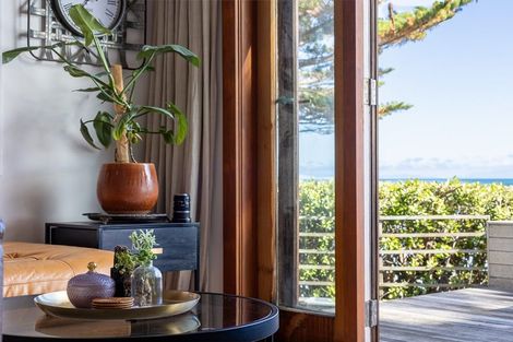 Photo of property in 245 Rosetta Road, Raumati Beach, Paraparaumu, 5032
