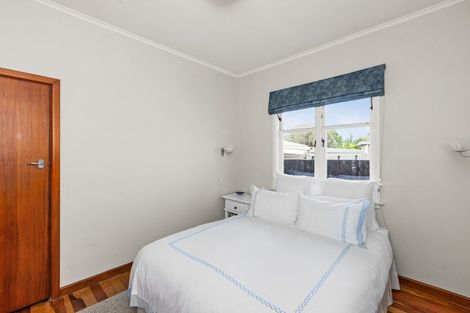 Photo of property in 153 Gloucester Street, Taradale, Napier, 4112