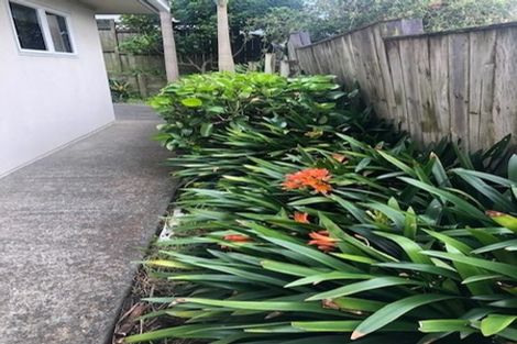 Photo of property in 4a/3 Corrella Road, Belmont, Auckland, 0622