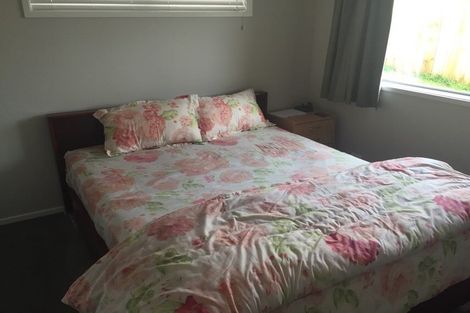 Photo of property in 60 Helenslee Road, Pokeno, 2402