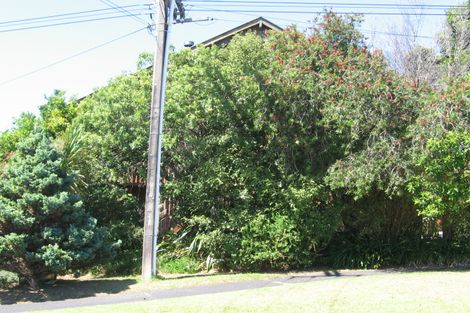 Photo of property in 1/11 Folkestone Street, Murrays Bay, Auckland, 0630