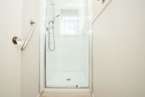 Photo of property in 65 Poaka Avenue, Dinsdale, Hamilton, 3204