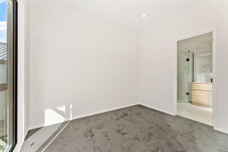Photo of property in 19b Red Beach Road, Red Beach, 0932