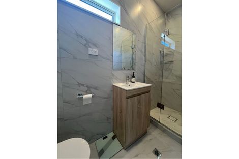 Photo of property in 8/18 Ludlow Terrace, Totara Vale, Auckland, 0627