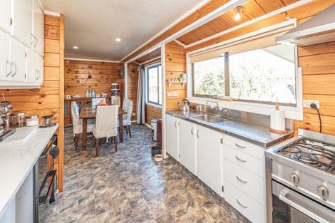 Photo of property in 49 Manuka Street, Castlecliff, Whanganui, 4501