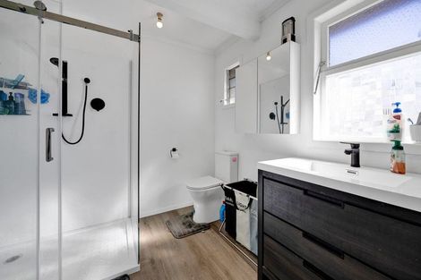 Photo of property in 194 Saint Aubyn Street, New Plymouth, 4310