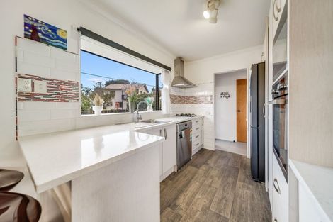 Photo of property in 3/55 Tuhikaramea Road, Dinsdale, Hamilton, 3204