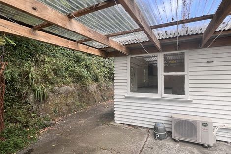 Photo of property in 50 Randwick Road, Northland, Wellington, 6012