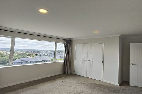 Photo of property in 48 Bur Oak Terrace, Schnapper Rock, Auckland, 0632