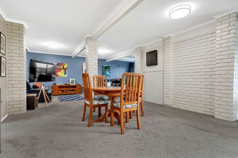 Photo of property in 4 Willow Avenue, Hannahs Bay, Rotorua, 3010