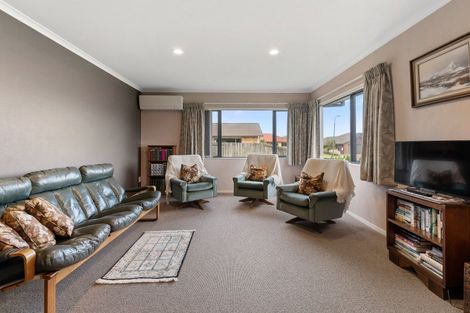 Photo of property in 16 Frame Place, Owhata, Rotorua, 3010