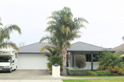 Photo of property in 15 Kensington Drive, Taradale, Napier, 4112
