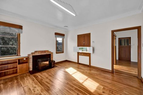 Photo of property in 230 South Road, Hawera, 4610