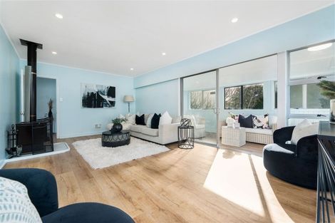 Photo of property in 15 Joyce Street, Pahurehure, Papakura, 2113