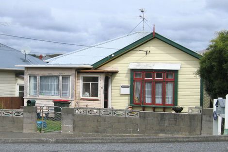 Photo of property in 9 Murray Street, Island Bay, Wellington, 6023